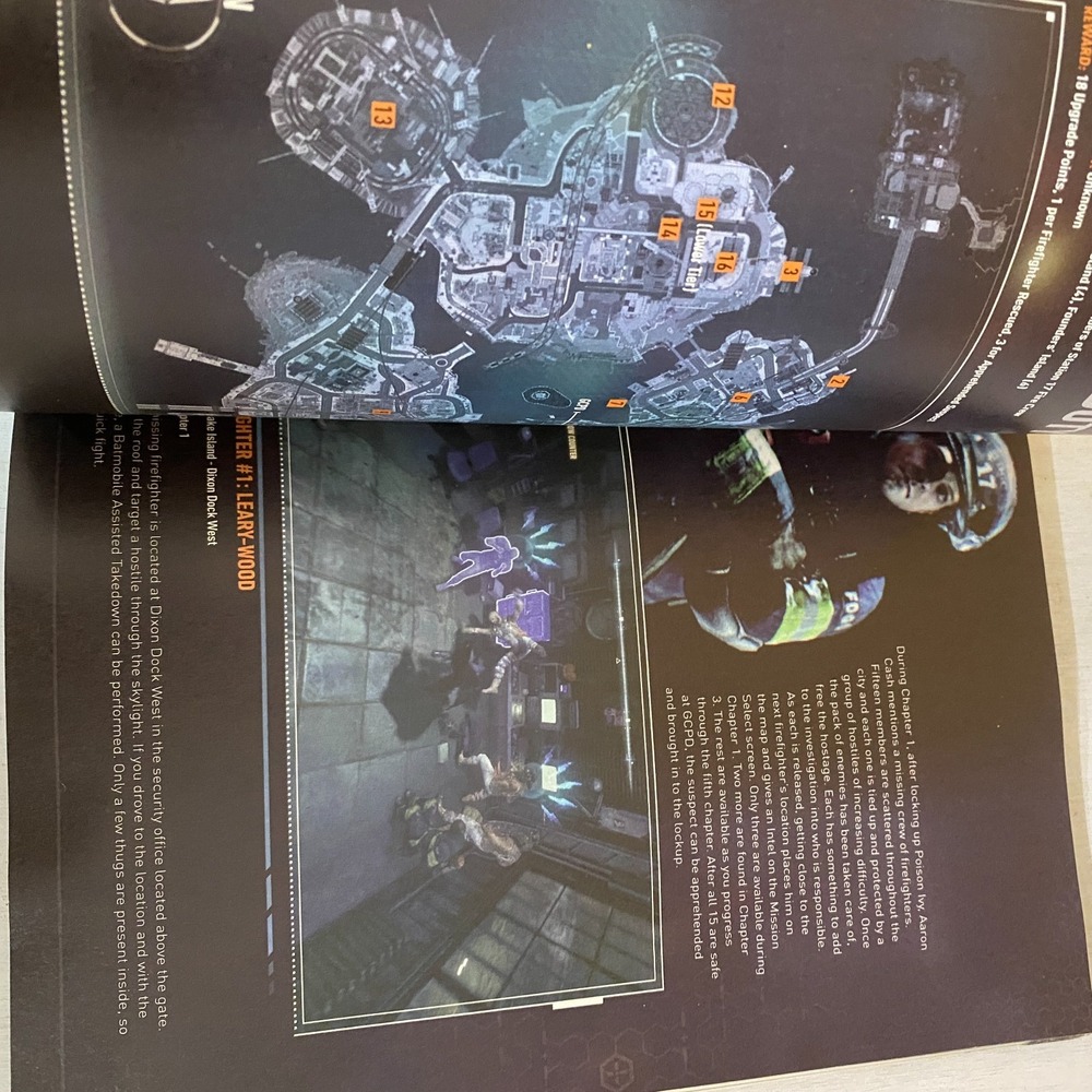 Batman: Arkham Knight Official Strategy‎ Guide by Brady Games - Picture 9 of 15